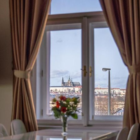 Exclusive Apartment With A View Of Prague Castle And Vltava River Buitenkant foto