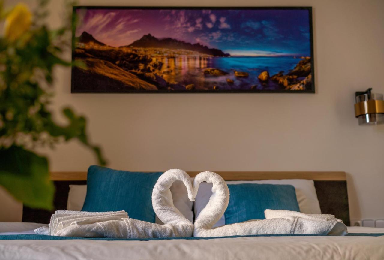 Exclusive Apartment With A View Of Prague Castle And Vltava River Buitenkant foto