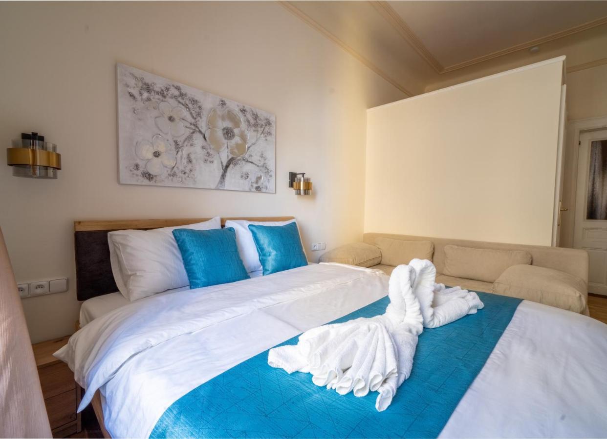 Exclusive Apartment With A View Of Prague Castle And Vltava River Buitenkant foto