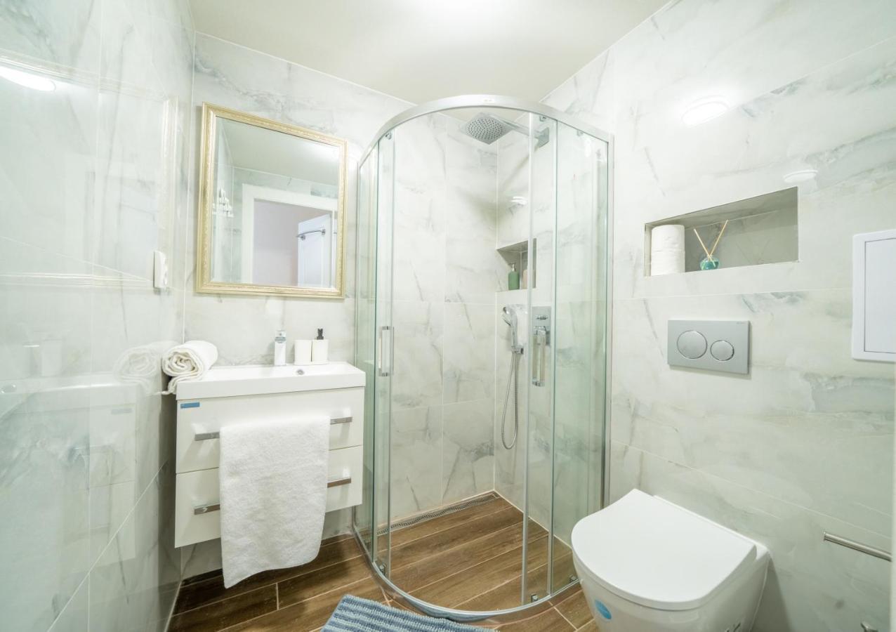 Exclusive Apartment With A View Of Prague Castle And Vltava River Buitenkant foto